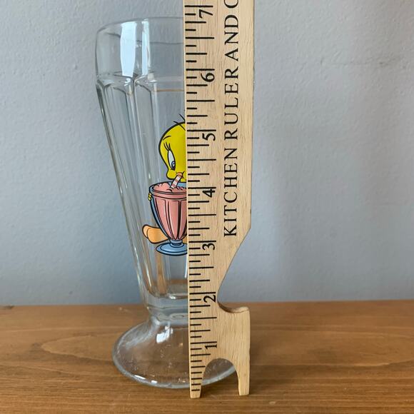TWEETY BIRD Ice Cream Sundae Glass Vintage 1997 Warner Brothers 7" High - Picture 2 of 9